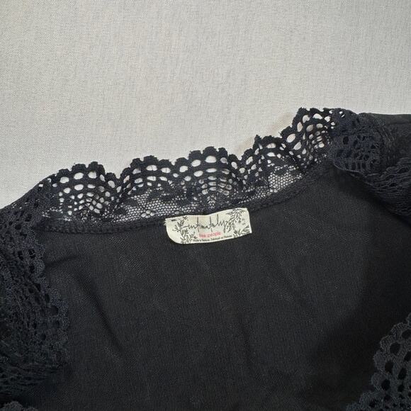 Free People Babes Bandeaus Black Velvet Floral Lace Bodysuit NWOT Women's XS/Sm - Picture 15 of 16